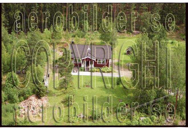 FFF 98-8907, #36. FFF 98-8907_0036 (Uppges vid kontakt med Svenska Aero-Bilder AB)